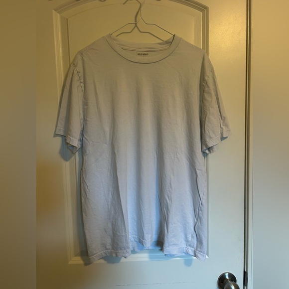 Old Navy Men's white Short Sleeve Tee - Picture 2 of 2